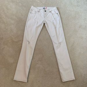 Cabi white slim boyfriend distressed skinny jeans
